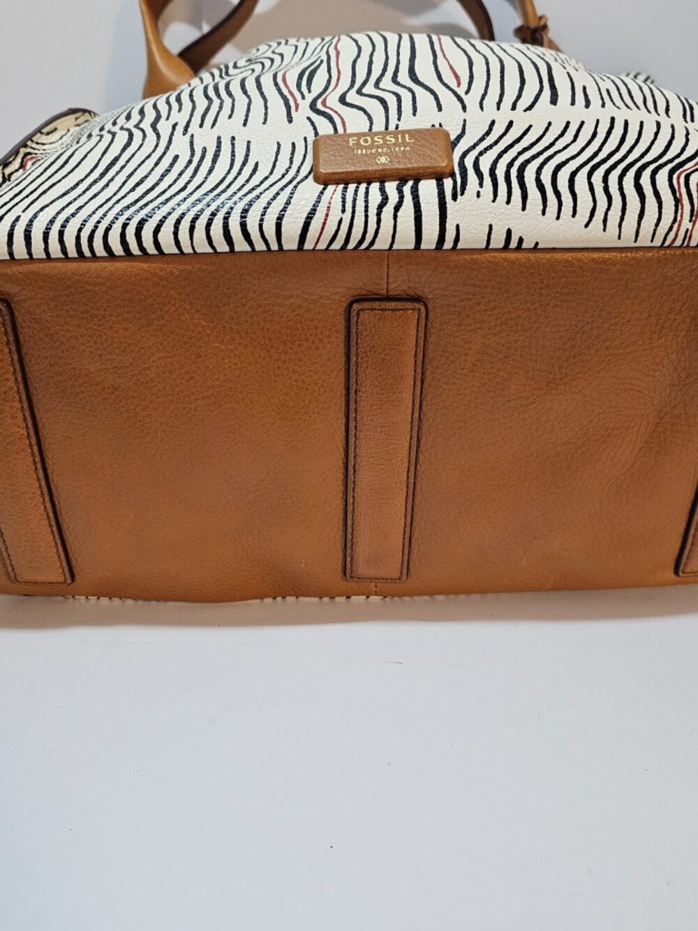 Fossil Bag Tote Leather Ripple Stripe White Camel Casual Office - Picture 6 of 13